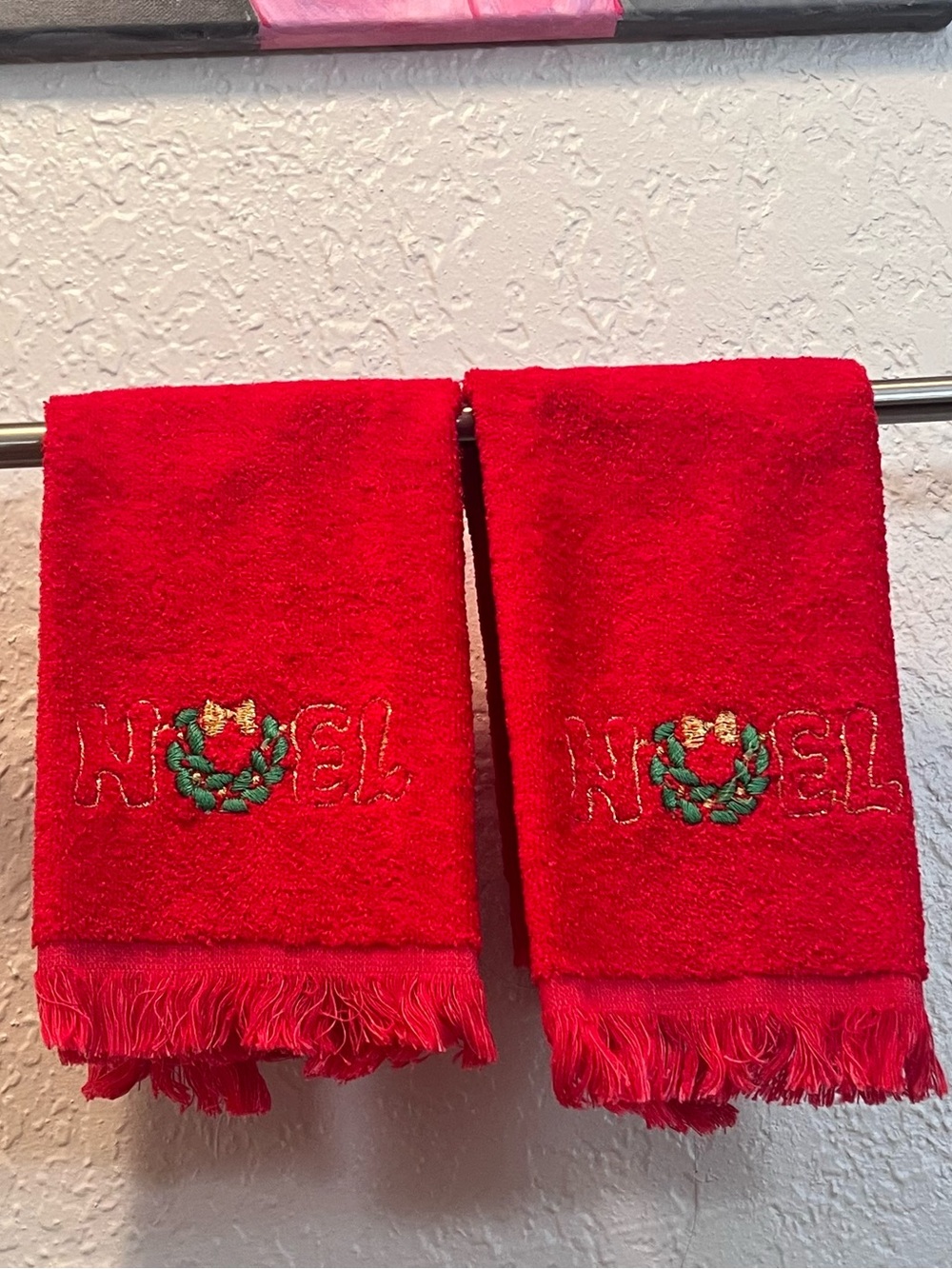 Vintage Cannon Christmas Hand Towels Set of 2 Red Noel Wreath Fringe Trim